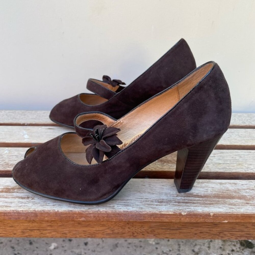 Sofft Women's Retro Geva Brown Suede Peep Toe Mary Jane Pumps Size 9W - Picture 13 of 13